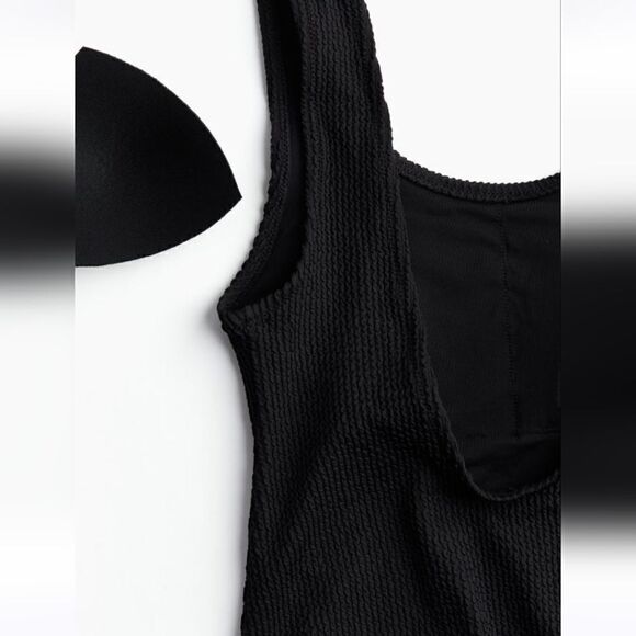 H&M Padded-Cup High-Leg Swimsuit in Black Textured Size Medium - Picture 4 of 14